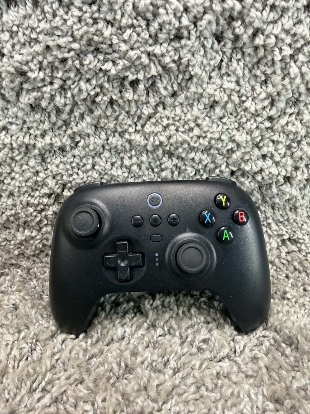 8BitDo Ultimate 2.4G Wireless Controller with USB Adapter - Black